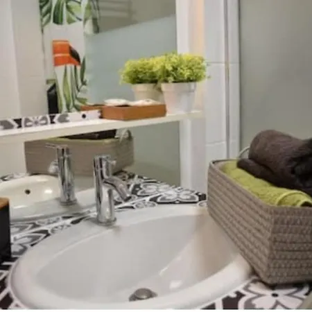 Joli Proche Du Centre-ville Poitiers